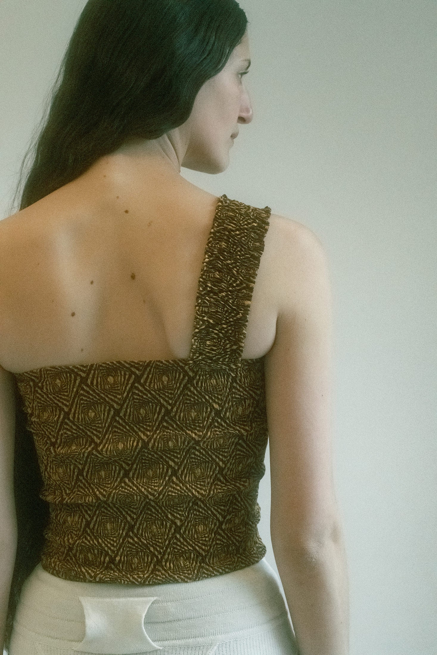 SUPER YAYA ONE SHOULDER TOP