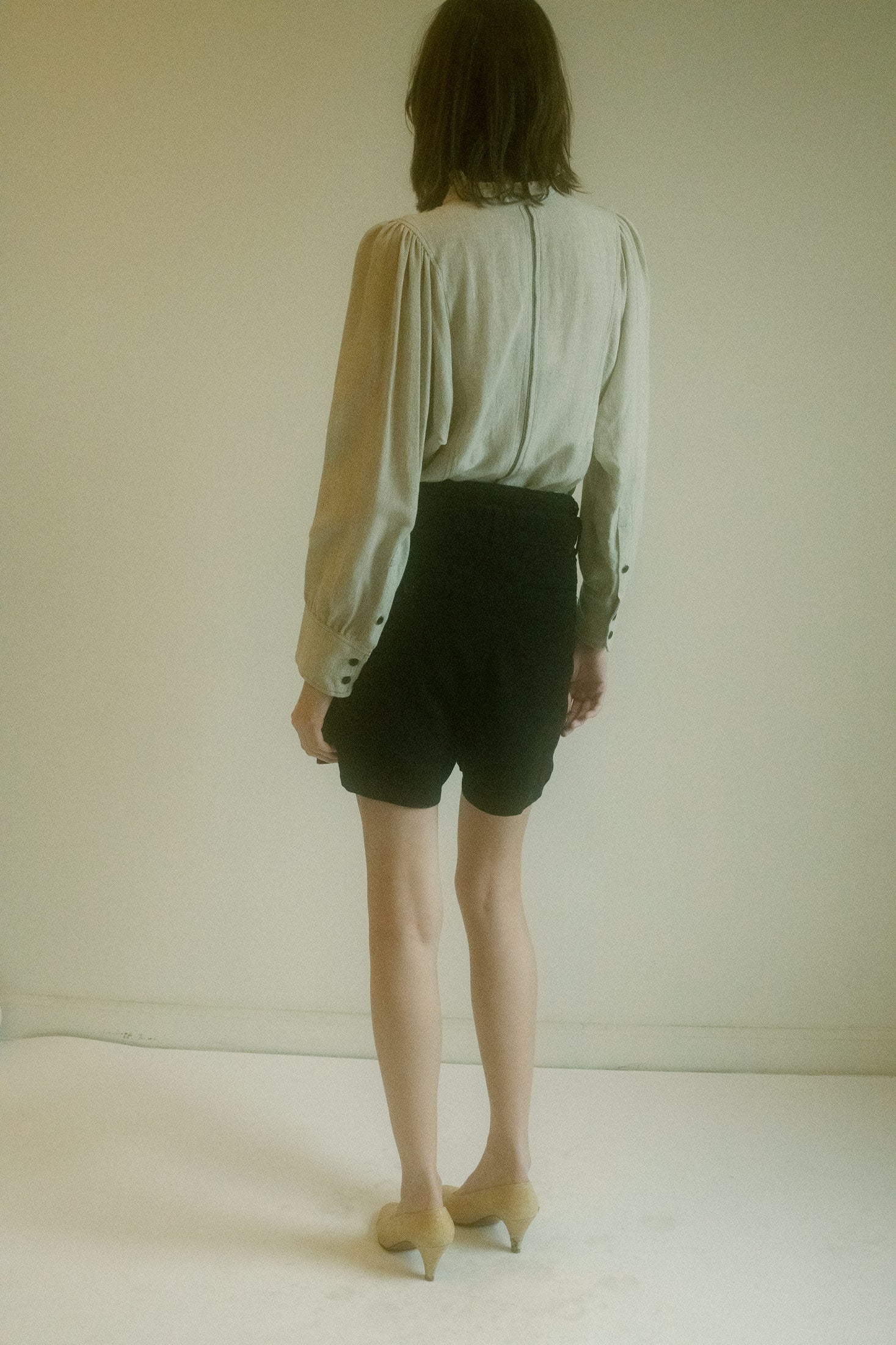 The pocket detail adds practicality to the sophisticated silhouette, making them as versatile as they are stylish.