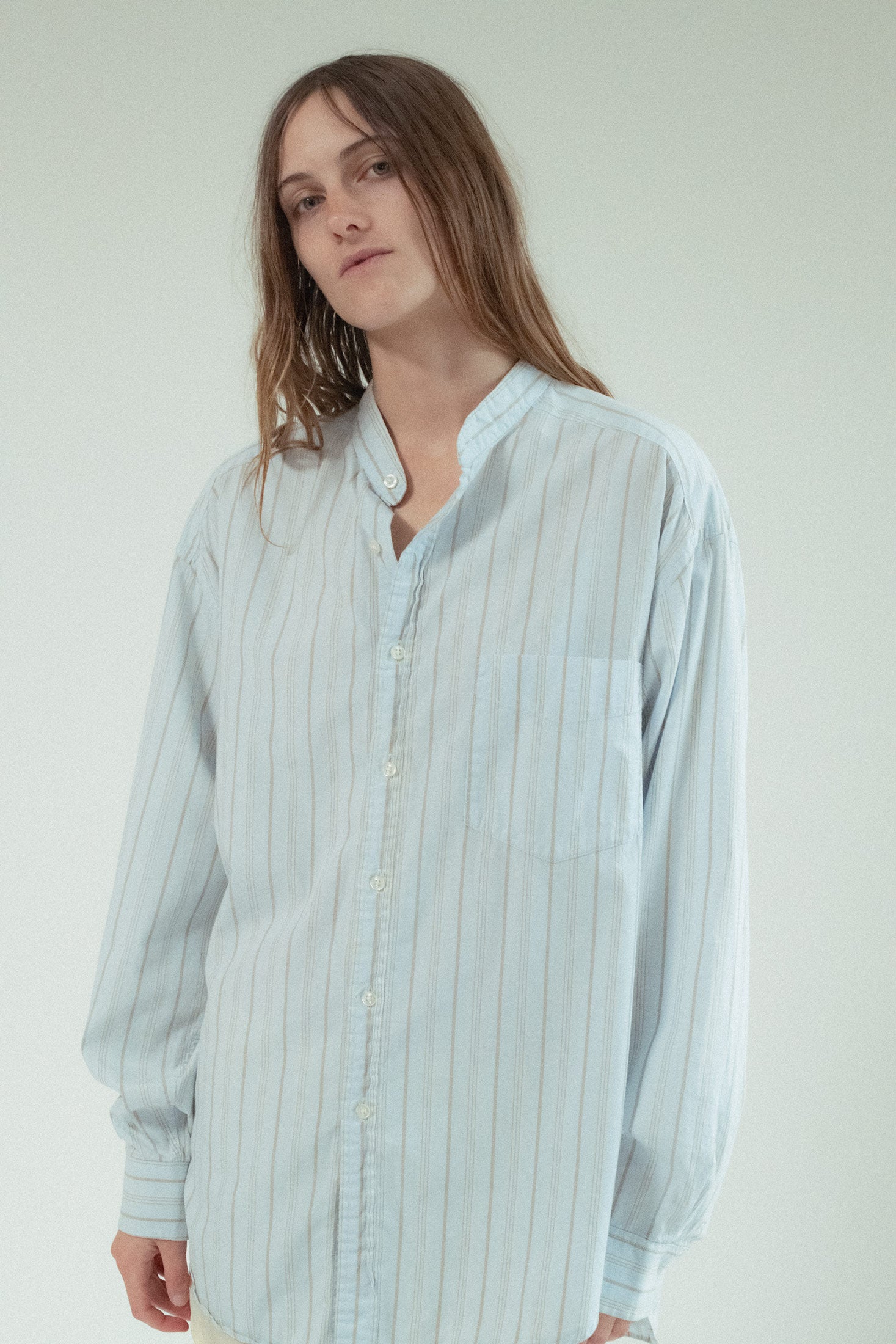 Unique in its simplicity, it stands as a timeless classic, one that captures the essence of elegance in every stitch.