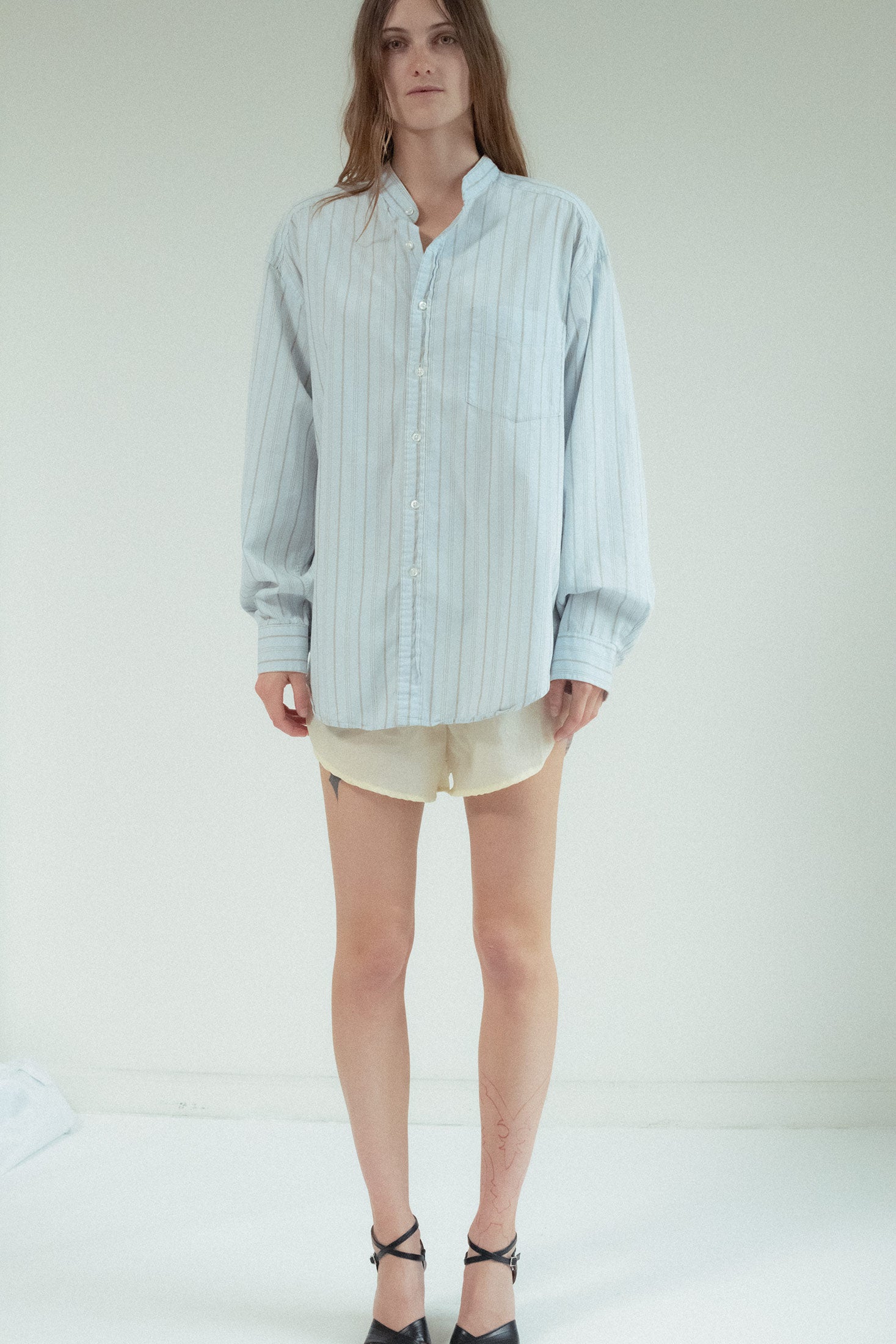 GAP, BUTTON DOWN
