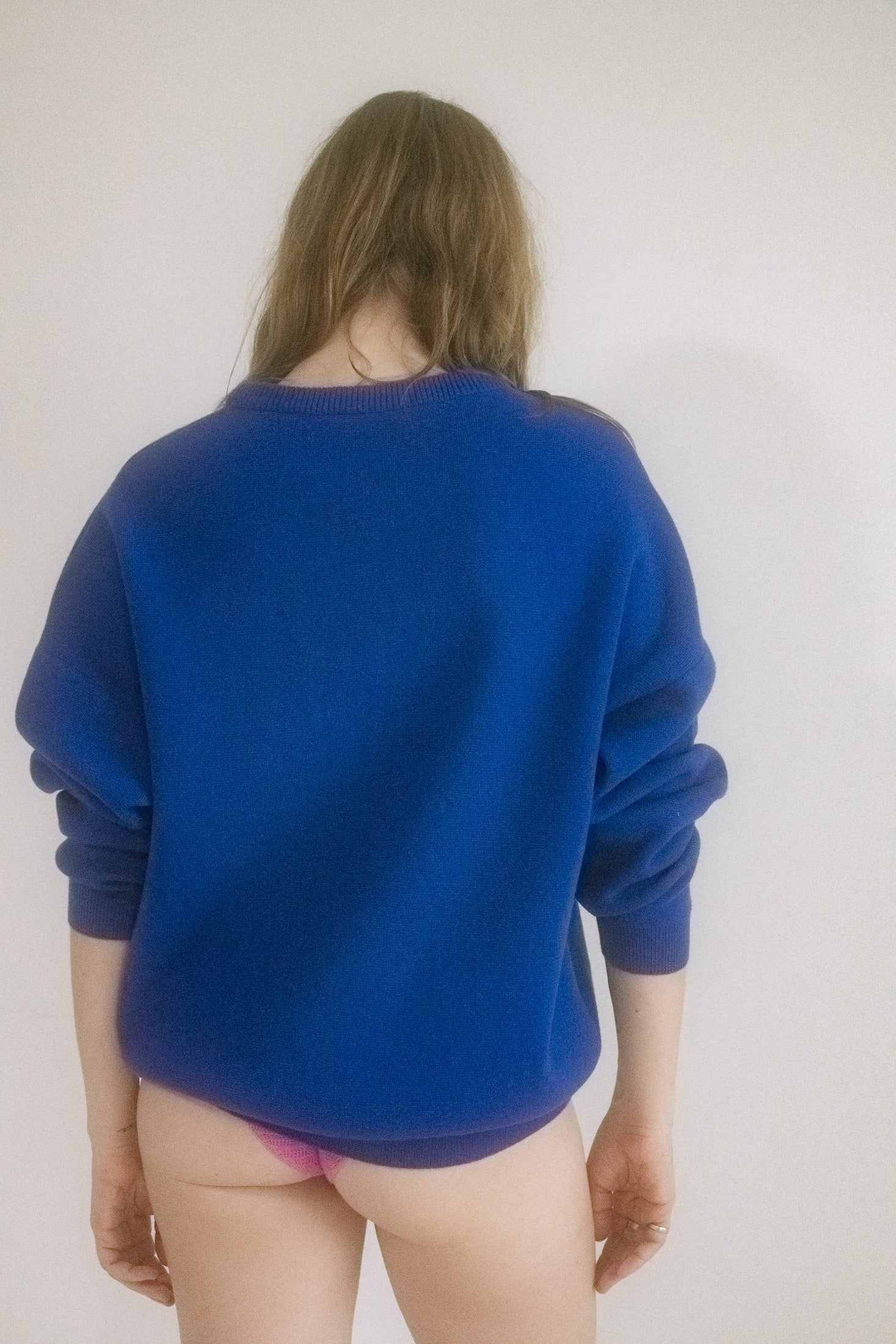 CREW NECK SWEATER