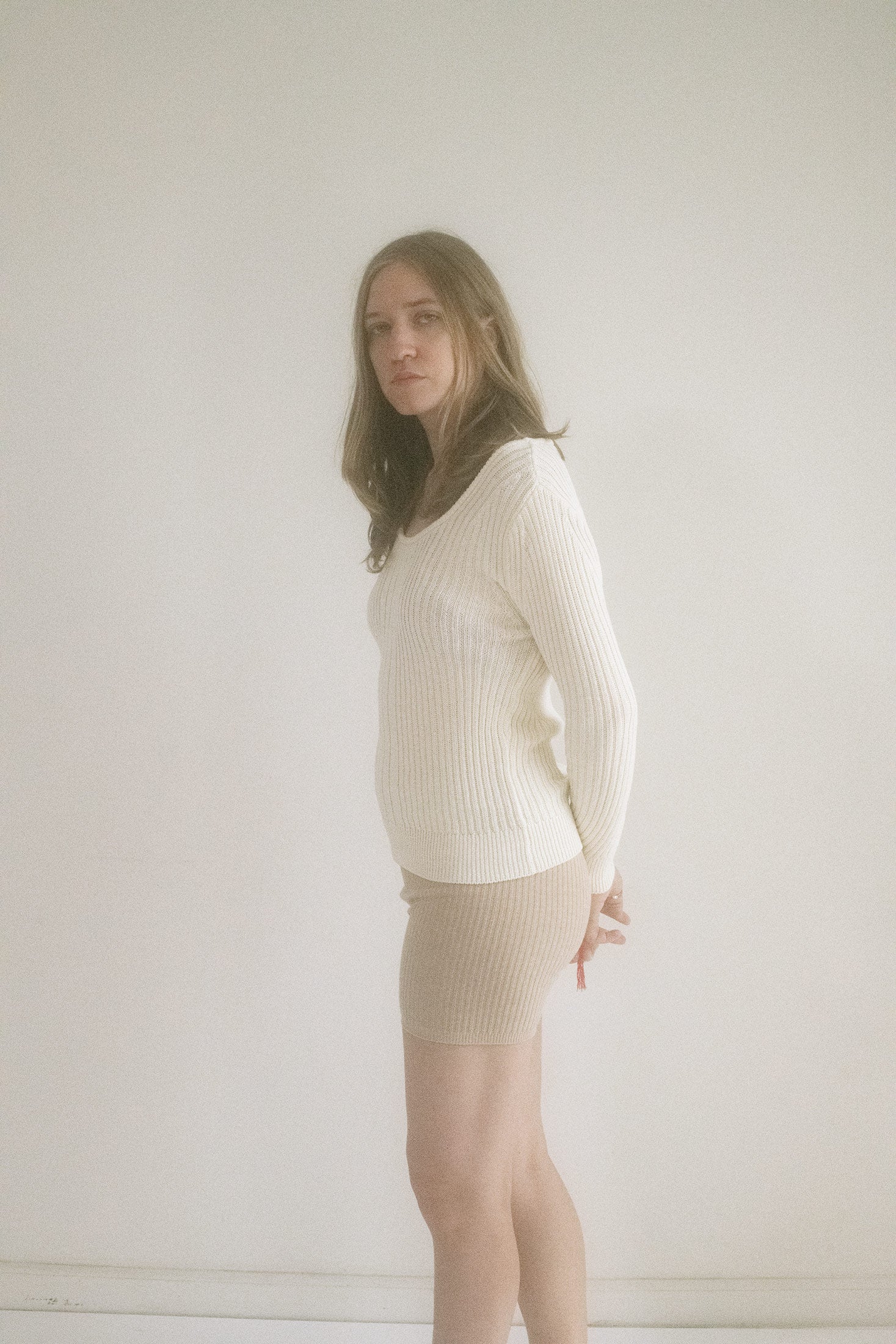 LONG SLEEVE SCOOP NECK