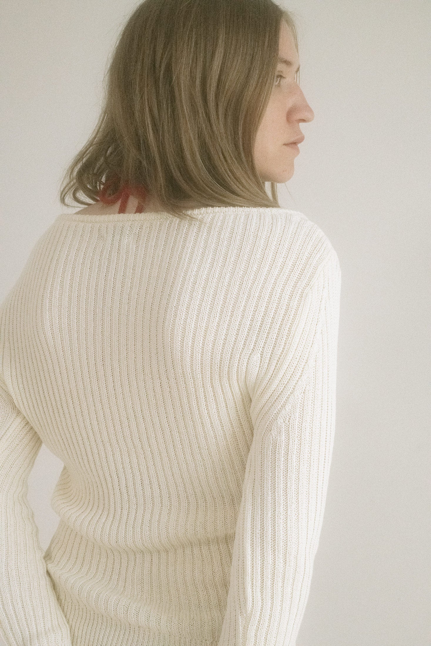 LONG SLEEVE SCOOP NECK