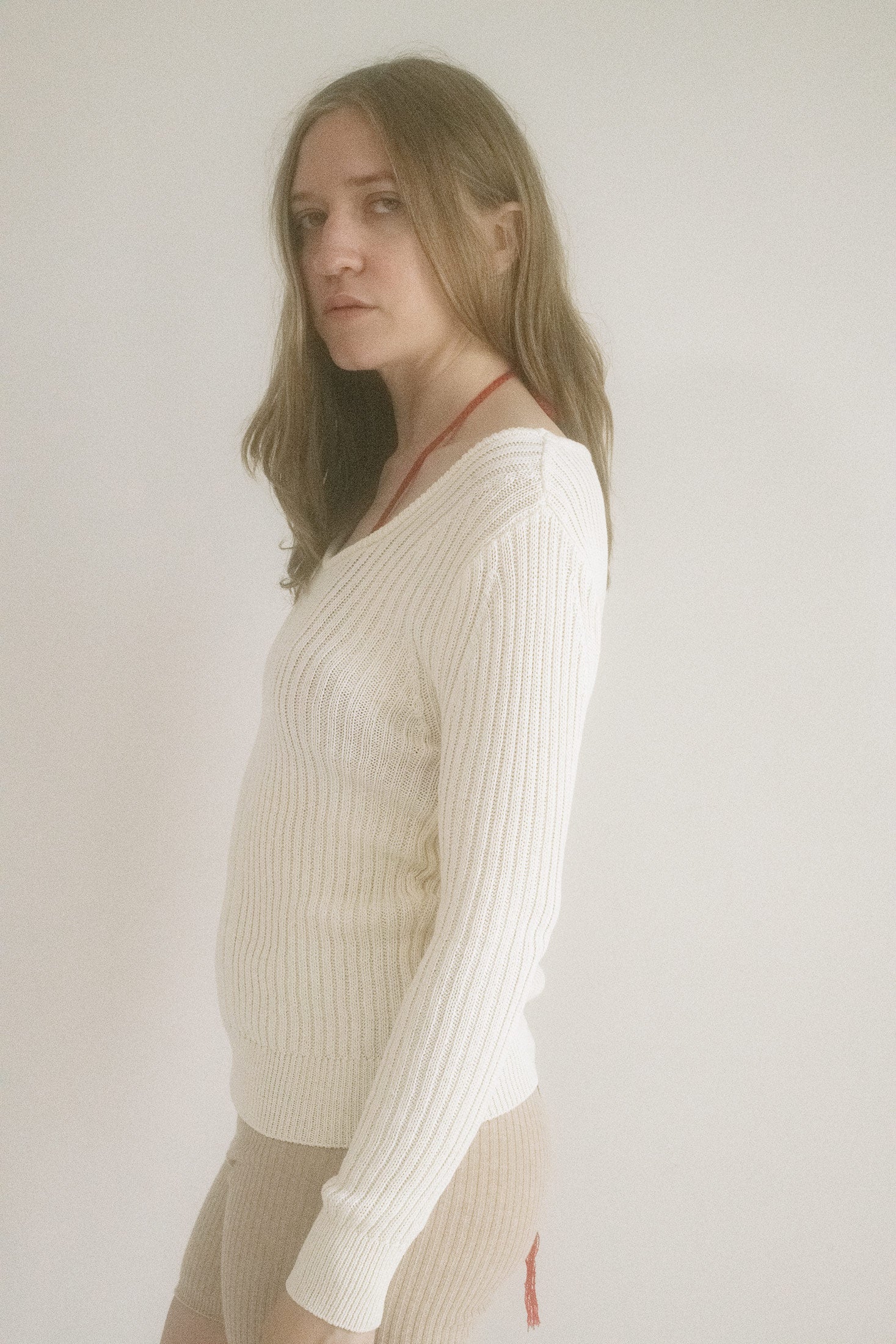 LONG SLEEVE SCOOP NECK