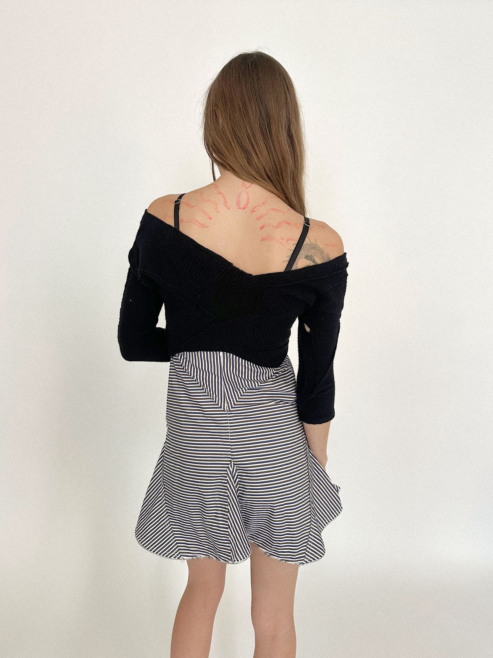 SHRUNKEN KNIT TOP