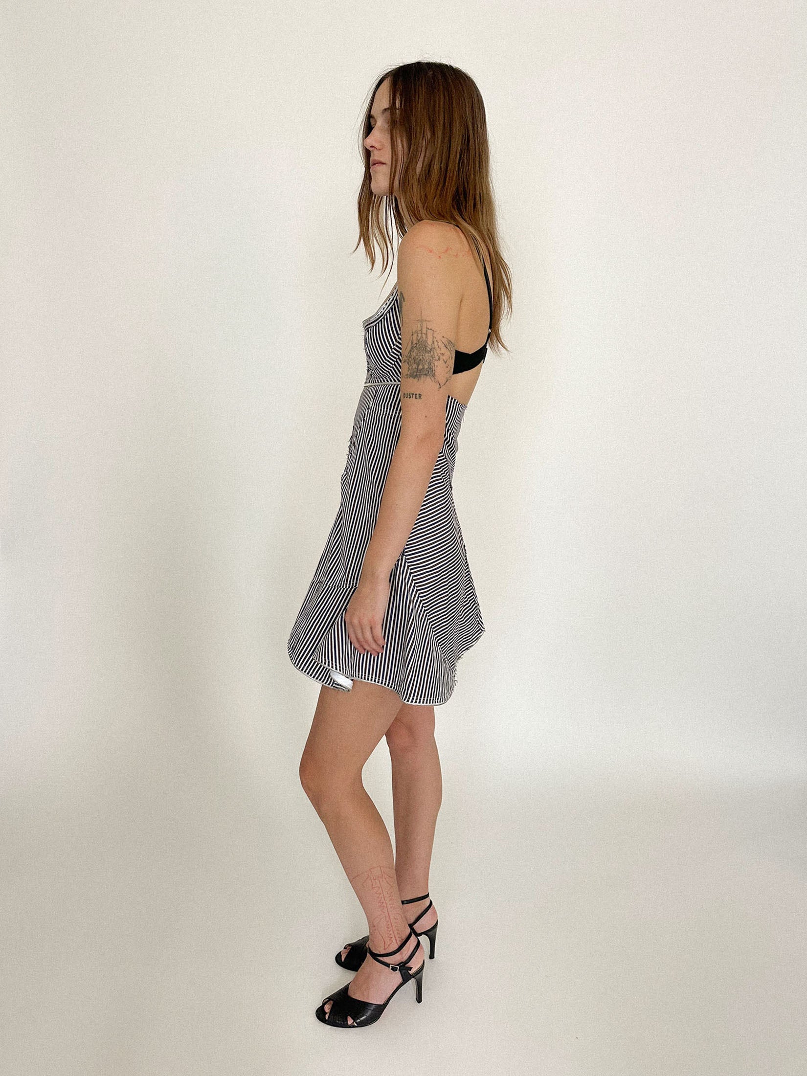 All the details of this piece work together like a secret well kept.