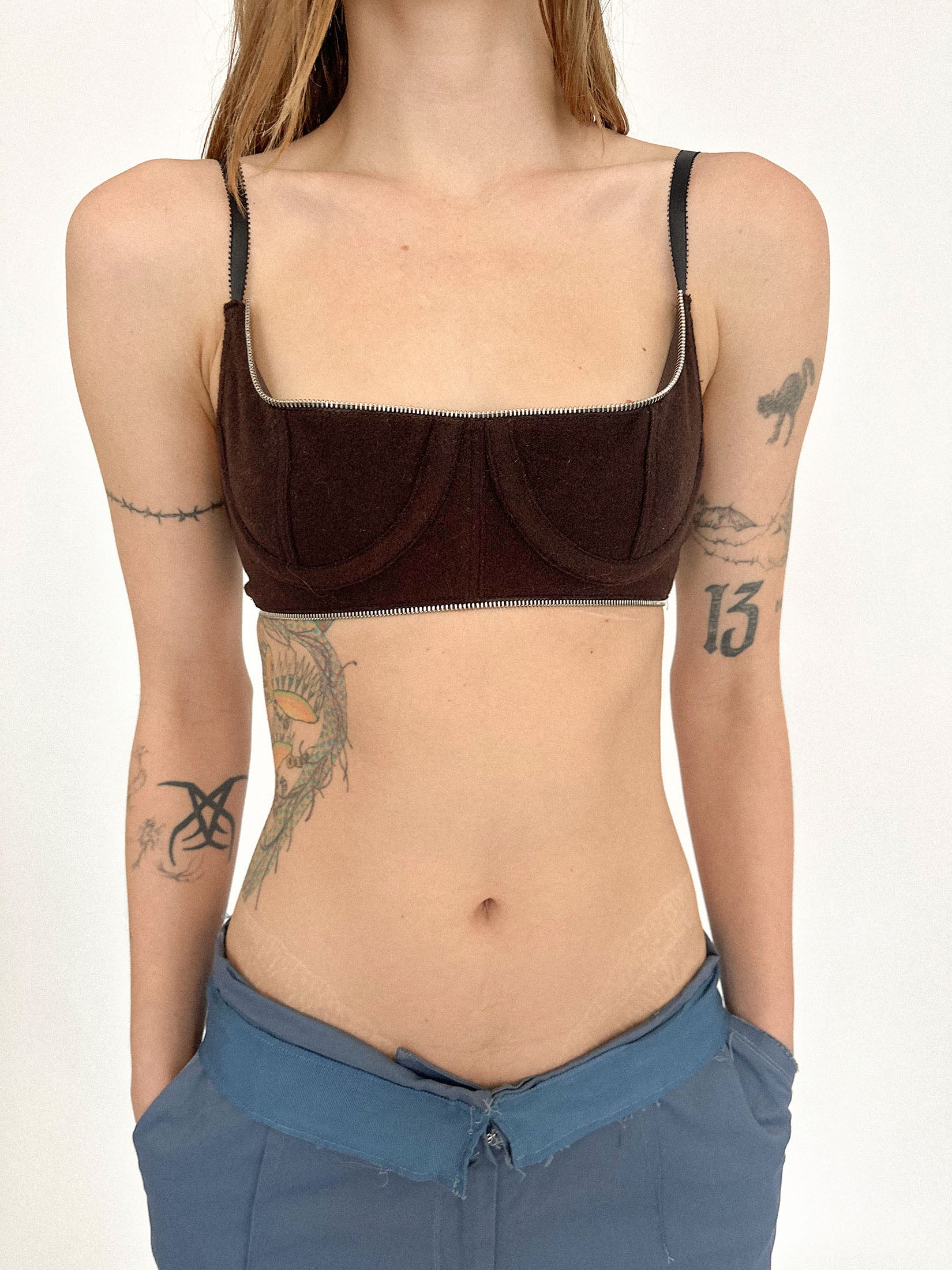 It’s the kind of piece that behaves differently depending on who’s watching.