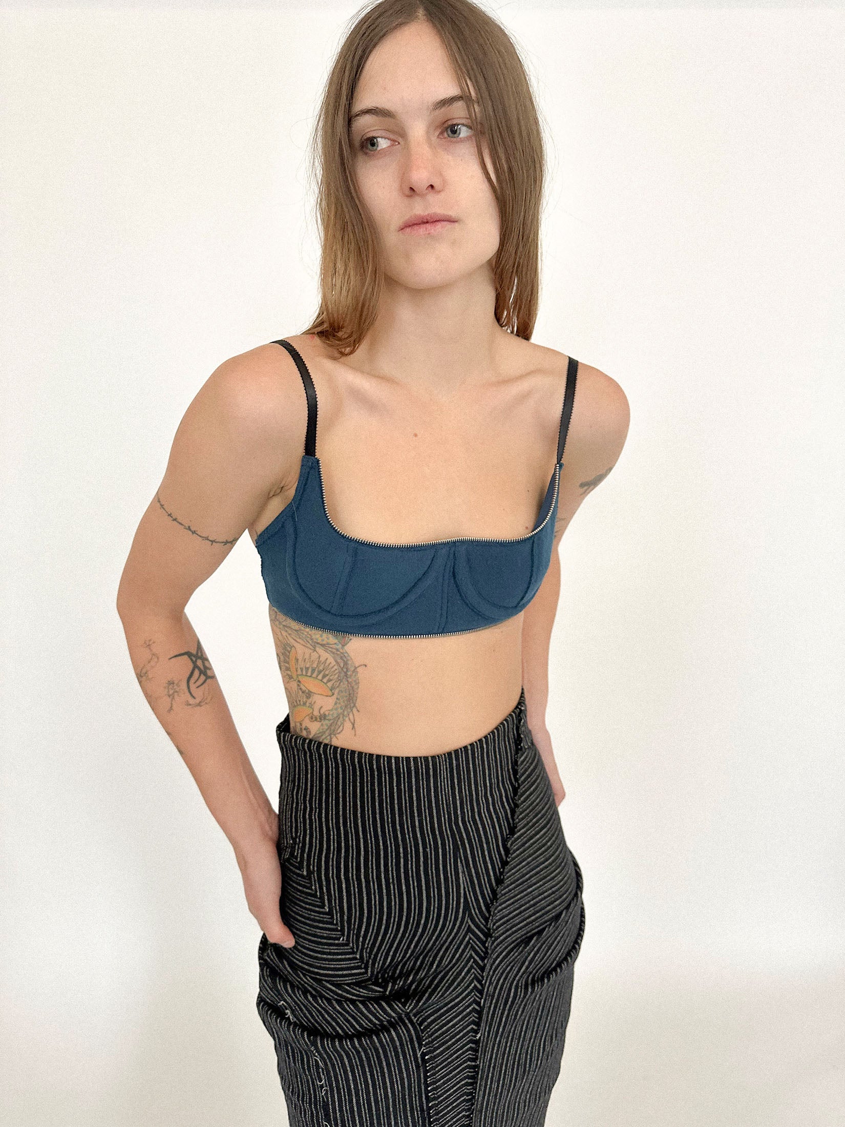 It’s the kind of piece that behaves differently depending on who’s watching.