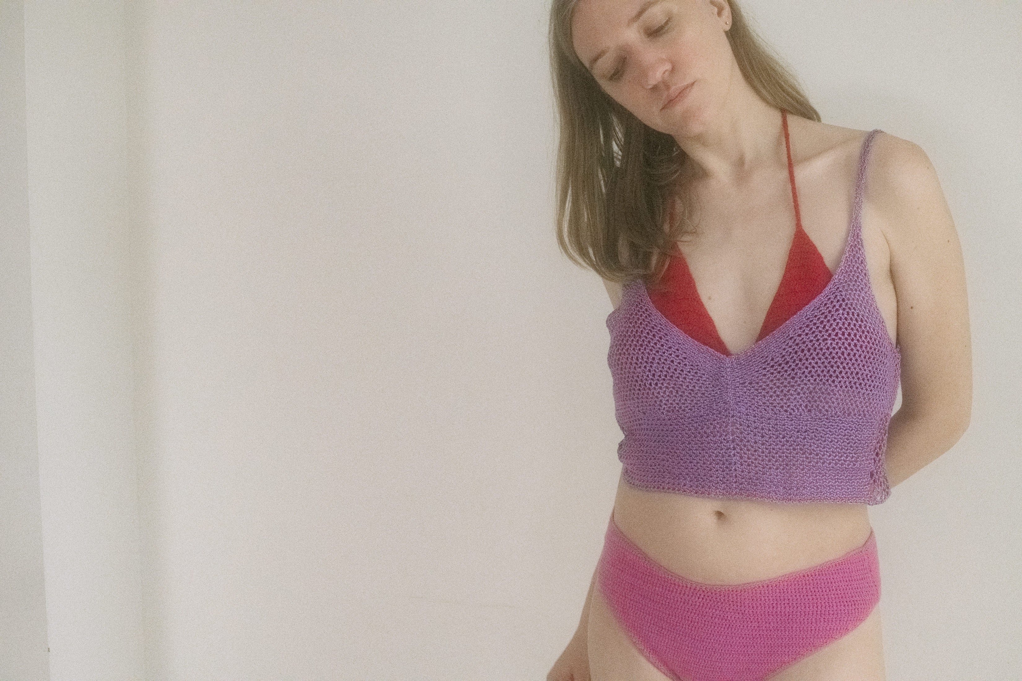 KNIT CROP TANK