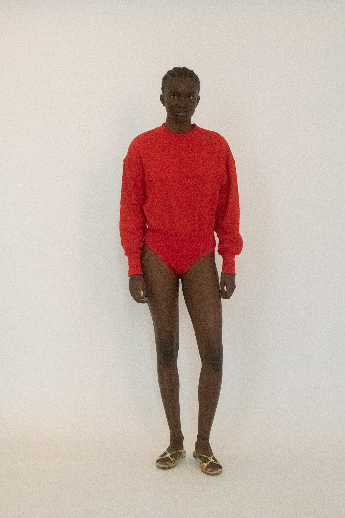 Soft where it touches, deliberate where it holds.