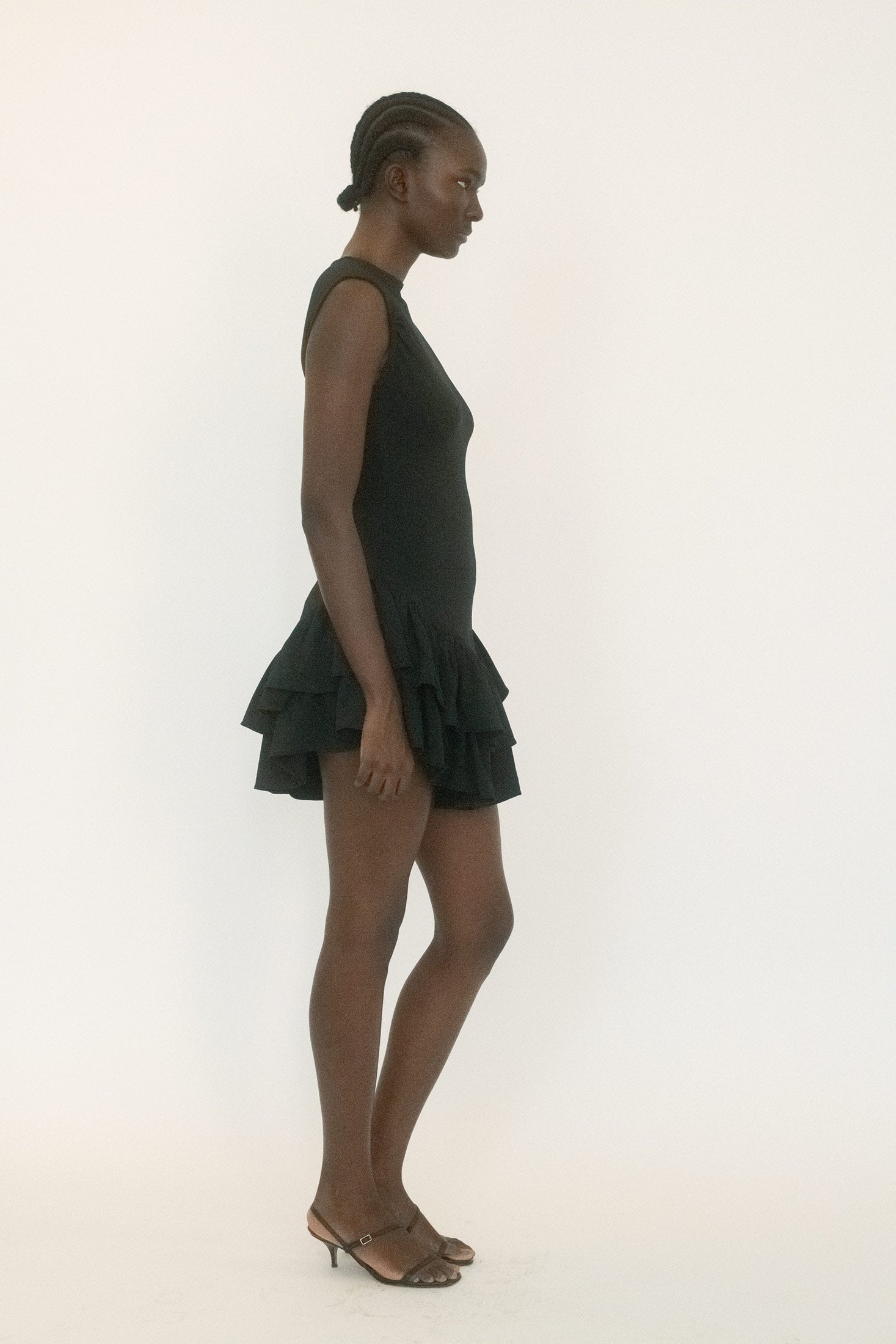 Crafted from a supple blend of 90% polyester and 10% spandex, it clings and flexes in equal measure.