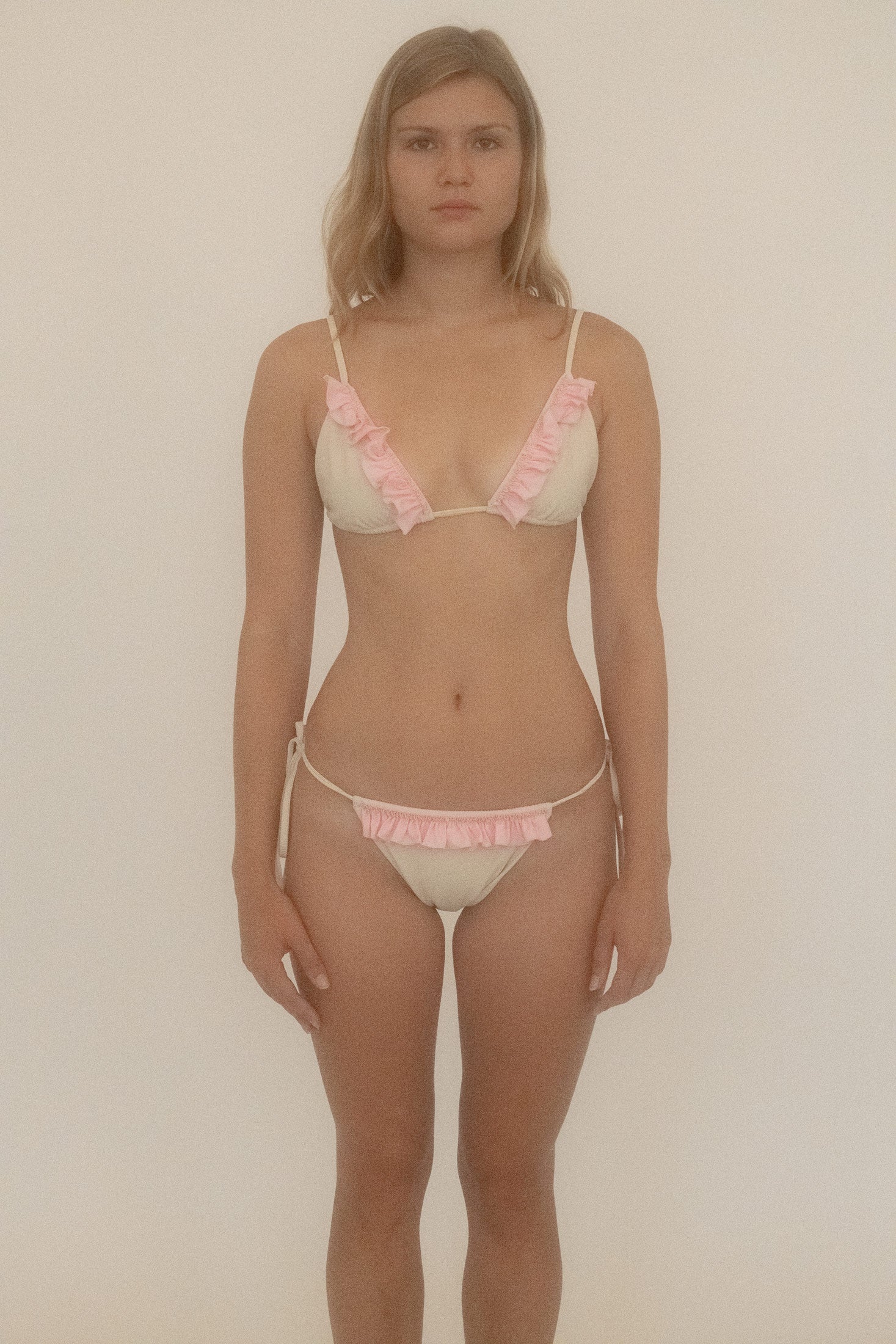 GISELLE BOTTOM