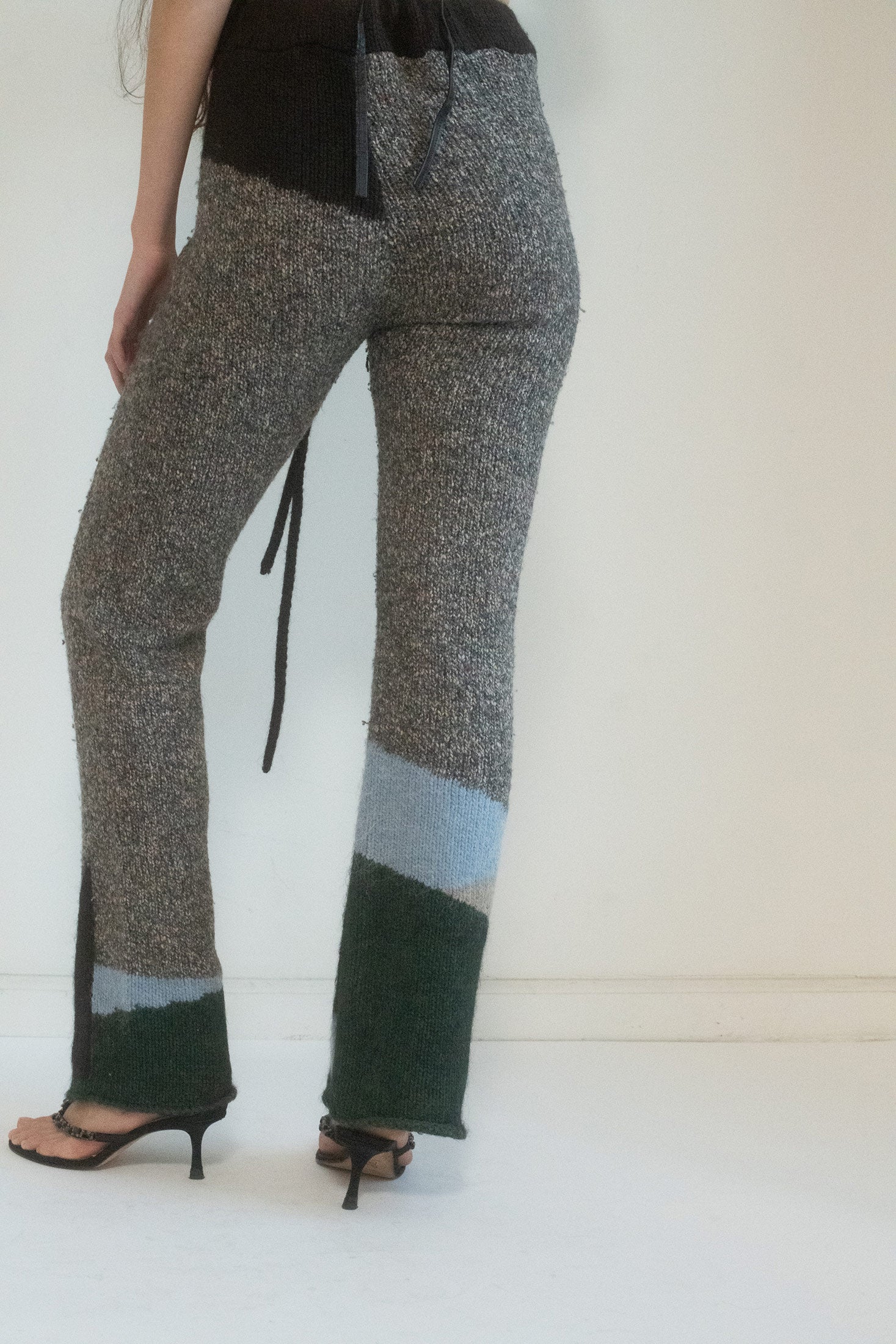 Unique, chic, and desirable, these pants are for the woman who understands that true elegance isn’t about being seen; it’s about being felt. The rich texture of the knit, the interplay of colors, is timeless in its own way—soft and strong, classic yet always evolving.